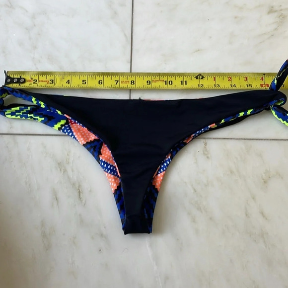 Mara Hoffman reversible black and neon multicolor side-tie bikini bottom size L - Picture 7 of 7